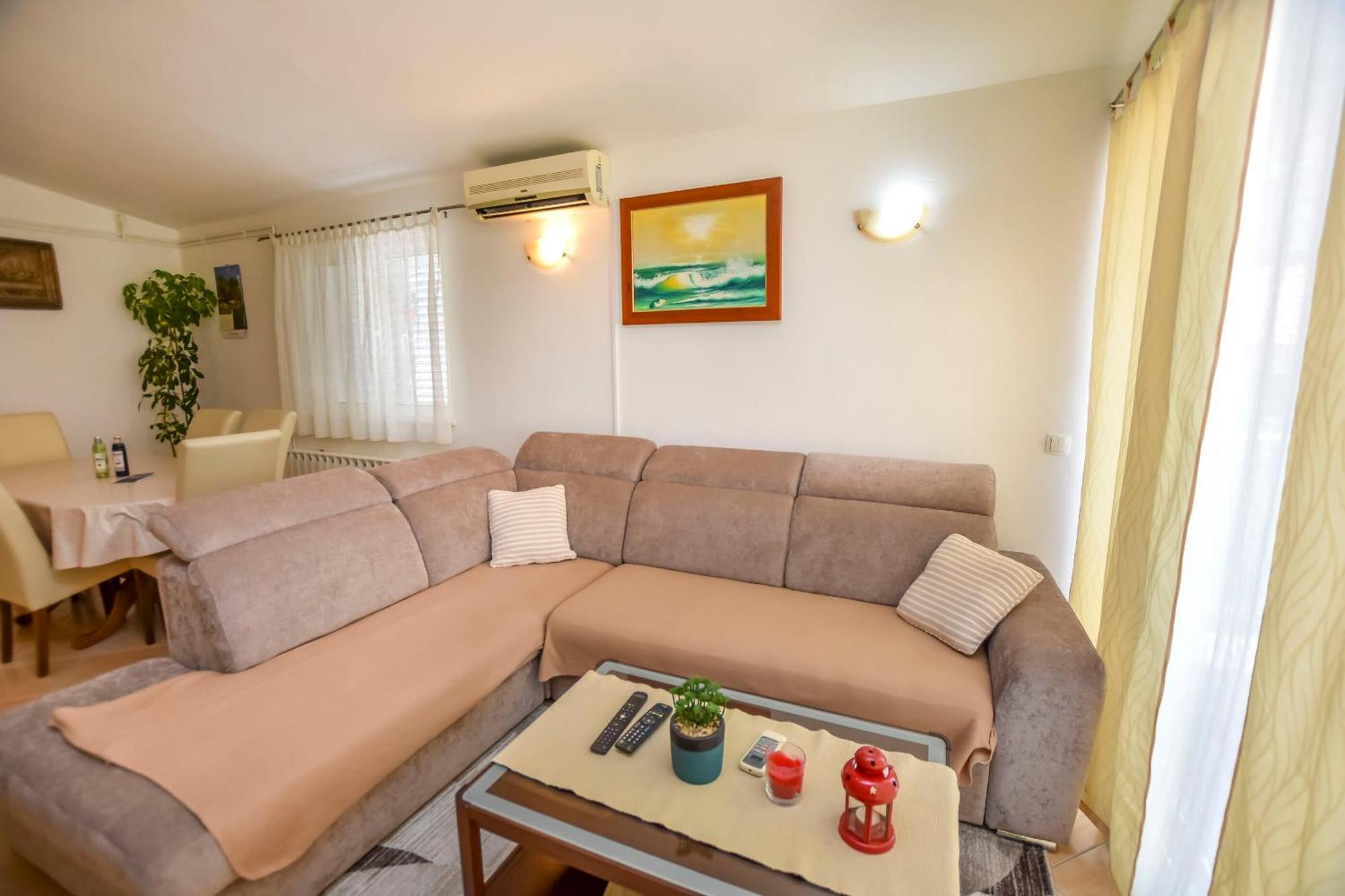 Apartments Jasna พรีมอชเตน ภายนอก รูปภาพ
